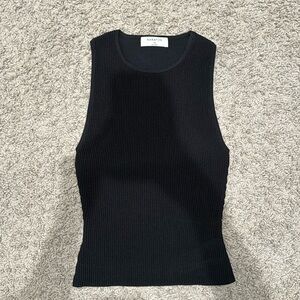 Aritzia Babaton Contour Tank